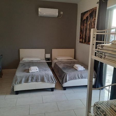 Markópoulon Galotel Agnoudas Near The Airport מראה חיצוני תמונה